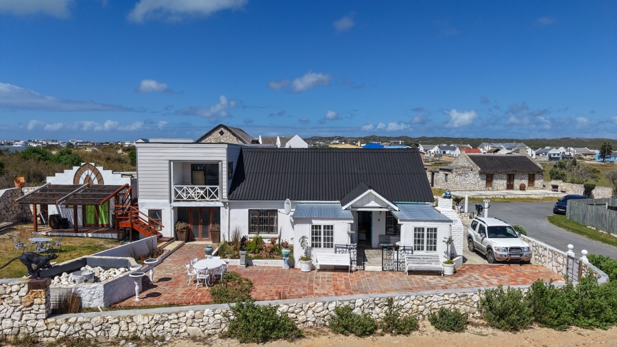 6 Bedroom Property for Sale in Arniston Western Cape